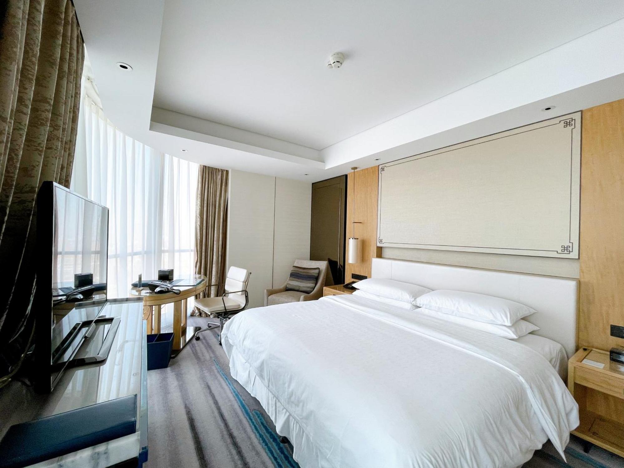 Sheraton Zibo Hotel Exterior photo